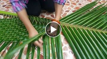 knitting simple and naturally beautiful coconut leaves